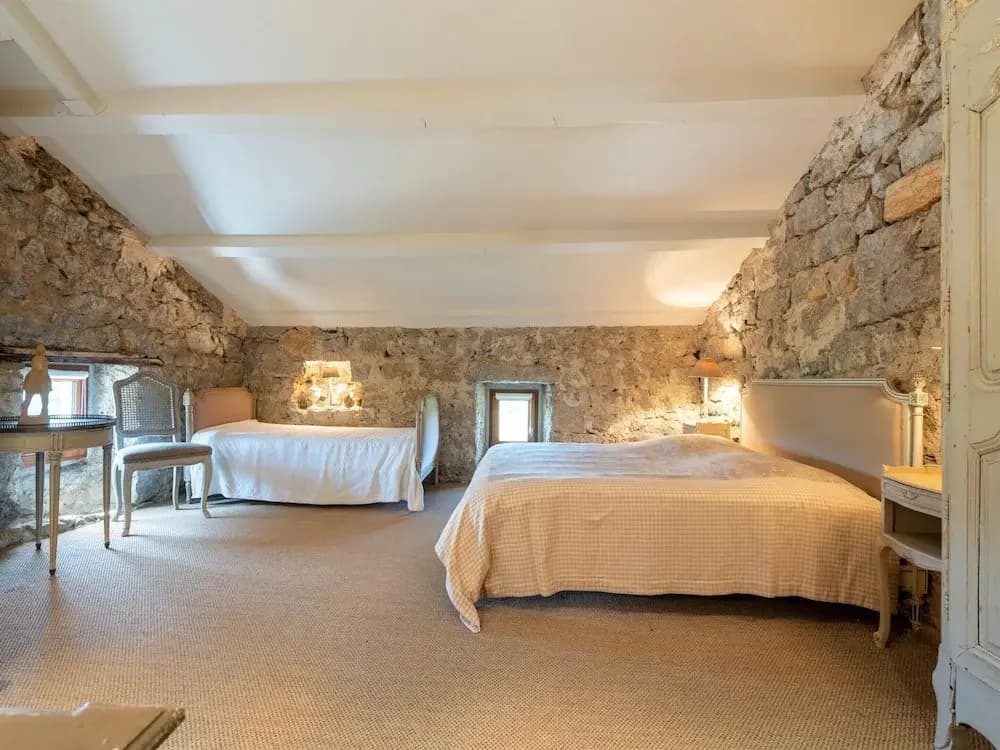 Beautiful Holiday Home With Private Pool - Photo 2