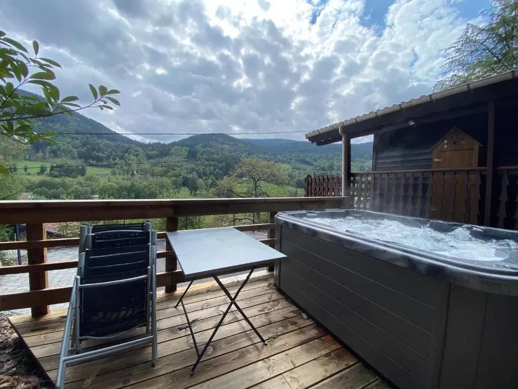 Chalet du Faubourg & Jacuzzi privatif - Photo 4