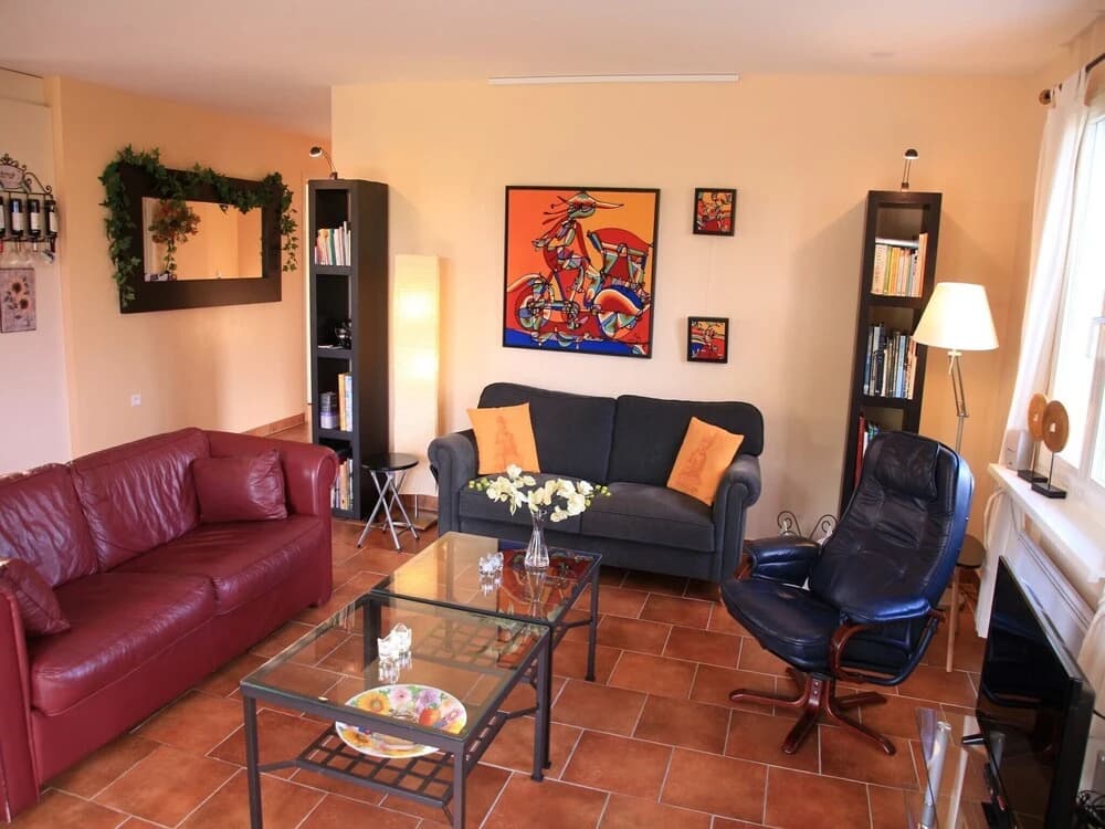 Spaciosu Holiday Home in Sadillac with Swimming Pool - Photo 2