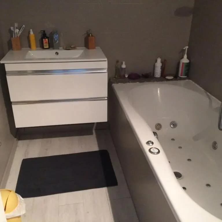 APPARTEMENT CONLEAU VANNES une Chambre WIFI - Miniature 7