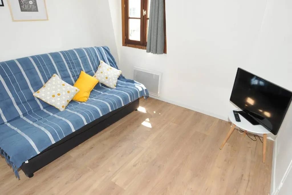 Vue sur les toits, 35m2 hyper centre Honfleur - Miniature 6