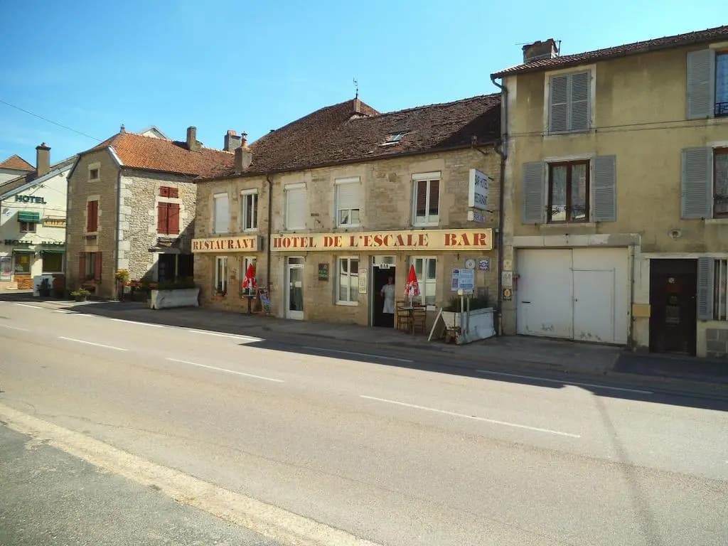 L'Escale - Photo 1