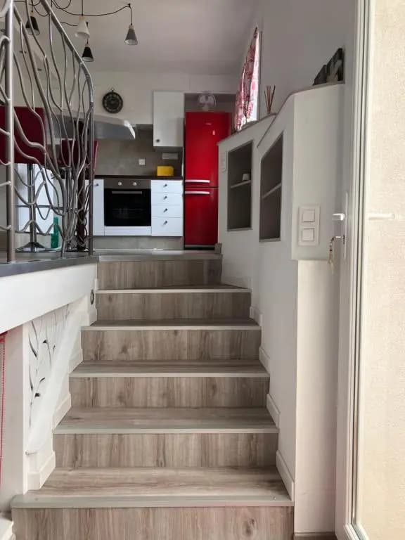 2 pièces rez-de-jardin dans maison avec piscine - Photo 3