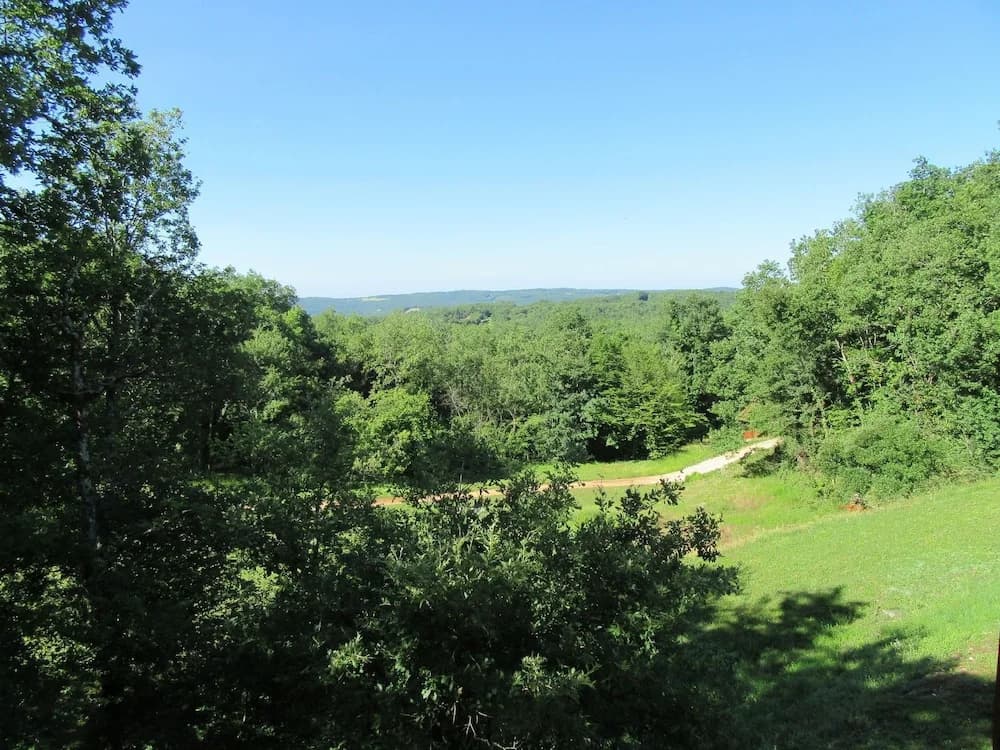 Secluded holiday home with dishwasher, close to Sarlat - Miniature 6