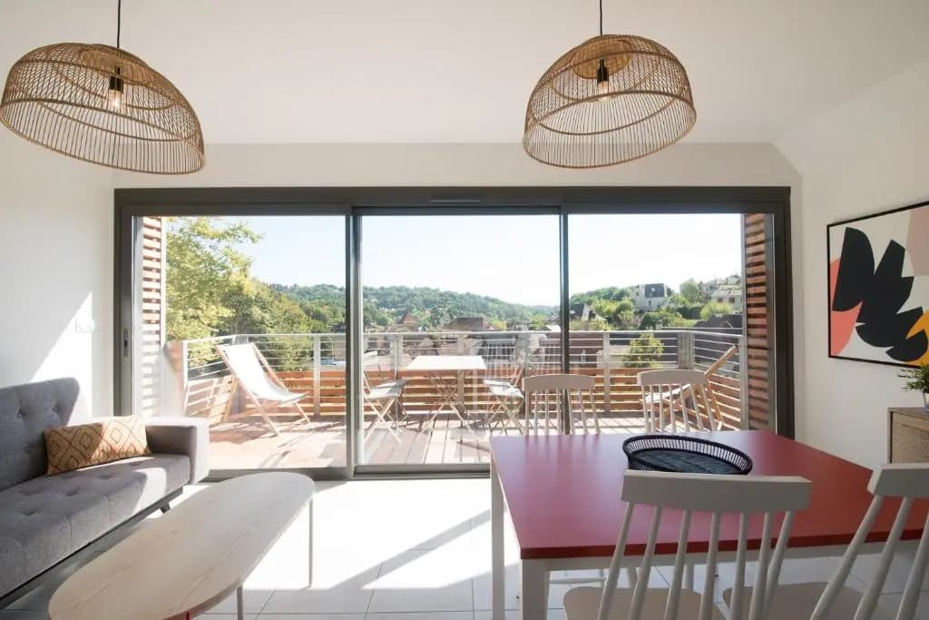 "Le Soleil Levant" avec balcon et parking privé, 2 adultes et 1 enfant - Photo 4
