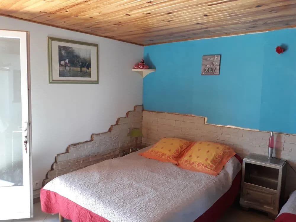 B&B Chante Cristal Chambre - Photo 3