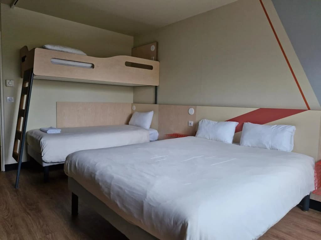 ibis budget Saint Dié des Vosges - Photo 3