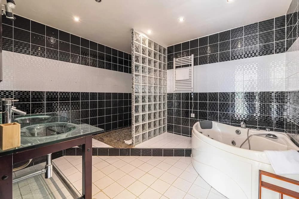 A/C House 4br/10p With Pool - 40 min From Cannes - Photo 4