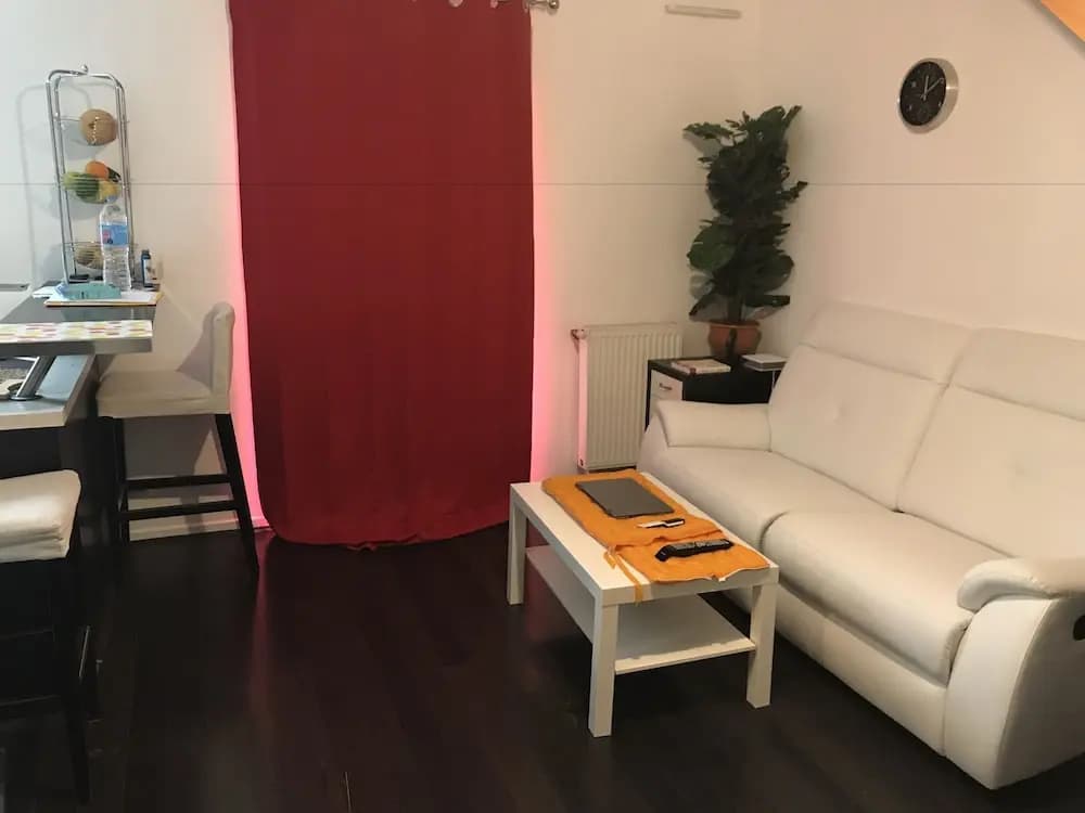 Avenue de Général de Gaulle Guesthouse - Photo 4