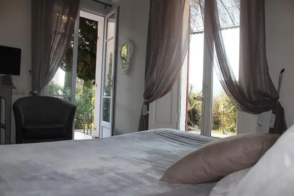Maison d'hôtes La Bastidaine - Photo 2