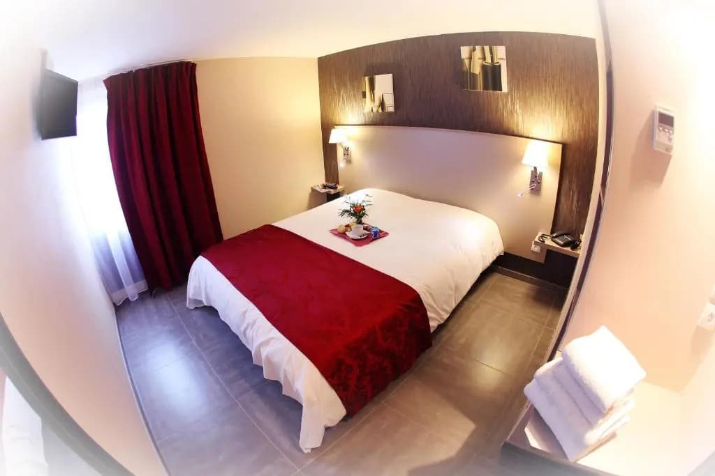 Hôtel Le Coudon - Photo 2