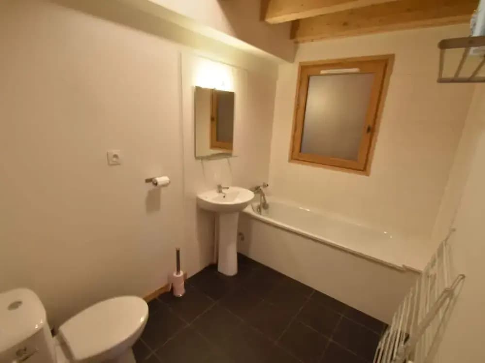 Splendid Chalet in Chamrousse With TV - Miniature 7