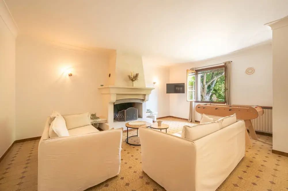 Mas Lou Pitchoun Exceptional Villa Between the Alpilles and Avignon - Photo 3