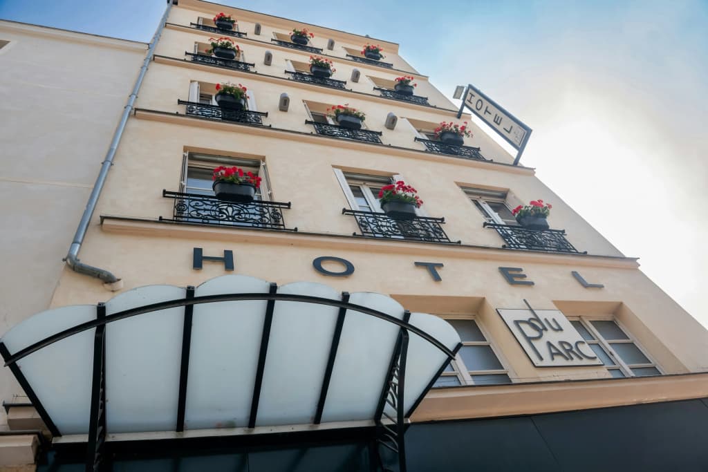 Hôtel du Parc - Photo 1