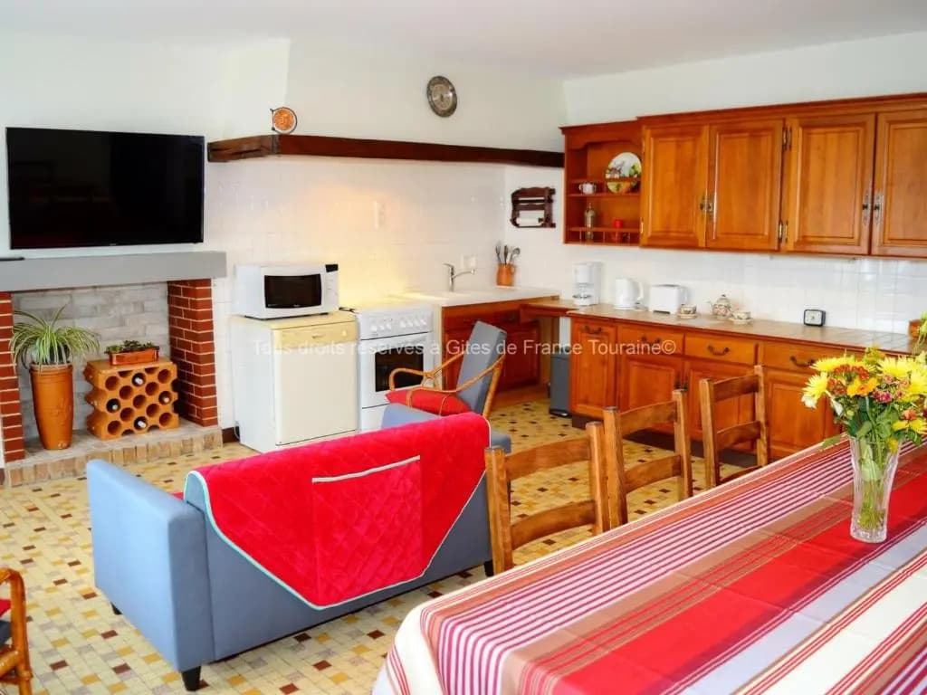 Gîte Vernou-sur-Brenne, 3 pièces, 4 personnes - FR-1-381-503 - Miniature 7