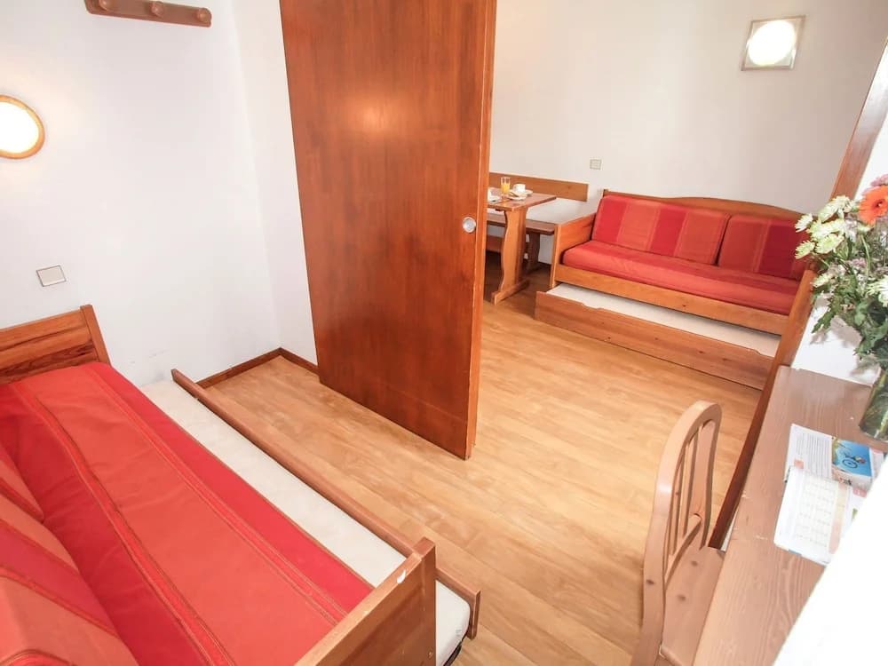 Chalet in France With Modern Apartments - Miniature 6