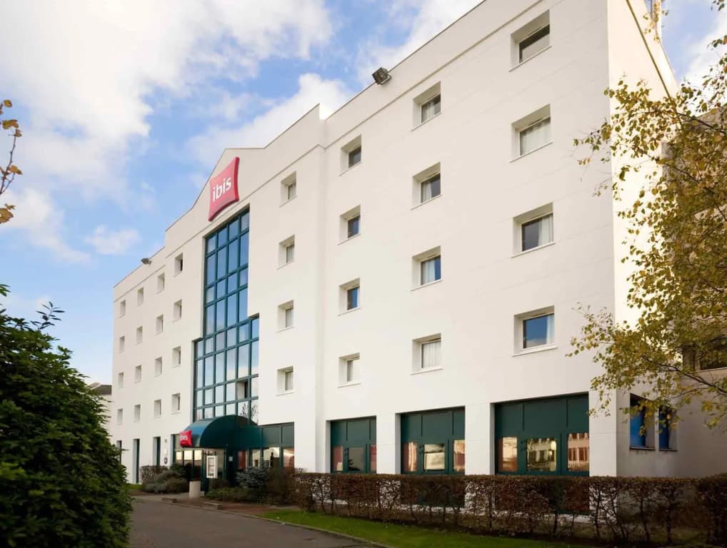 Mermoz Paris Le Bourget Hotel - Photo 1