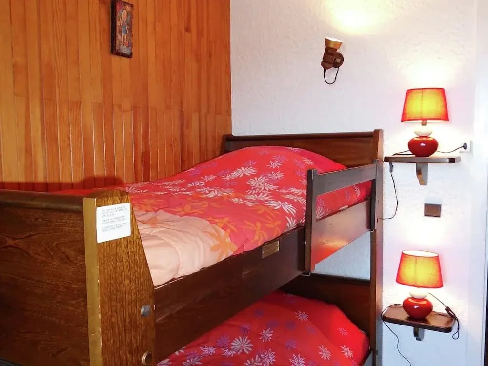 Apartment in the Centre of Meribel-mottaret - Photo 1