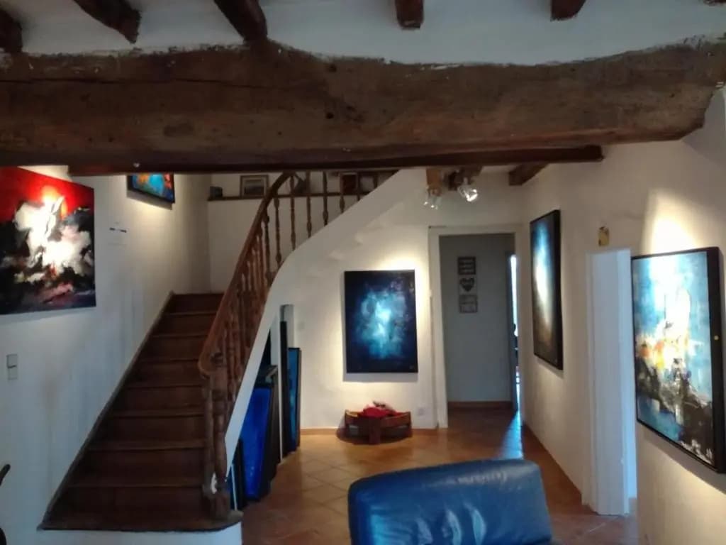 Galerie d'art d'une ancienne mairie de 1783 - Miniature 8