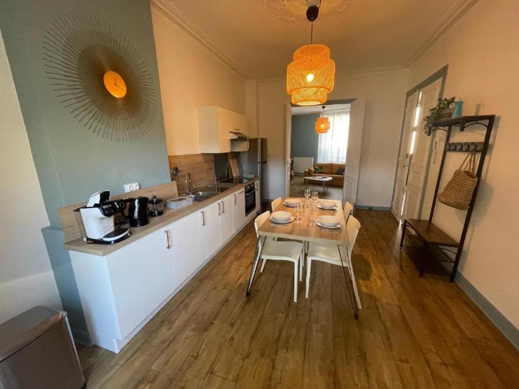 -Le Petit Rochelais- centre ville, stationnement, Netflix - idéal couples, familles, business - Photo 3