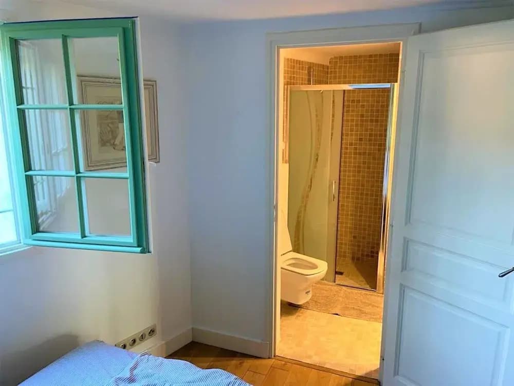 Charming Holiday Home in Mougins With Pool - Photo 3