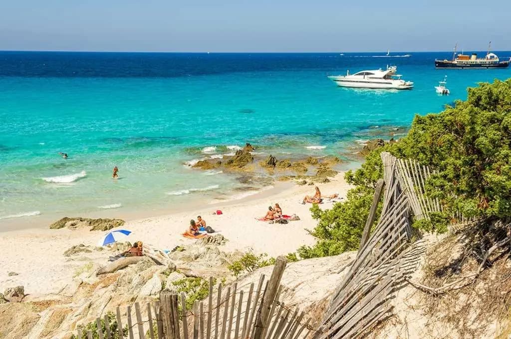 La Corse tranquille 300m de la plage et piscine - Miniature 7