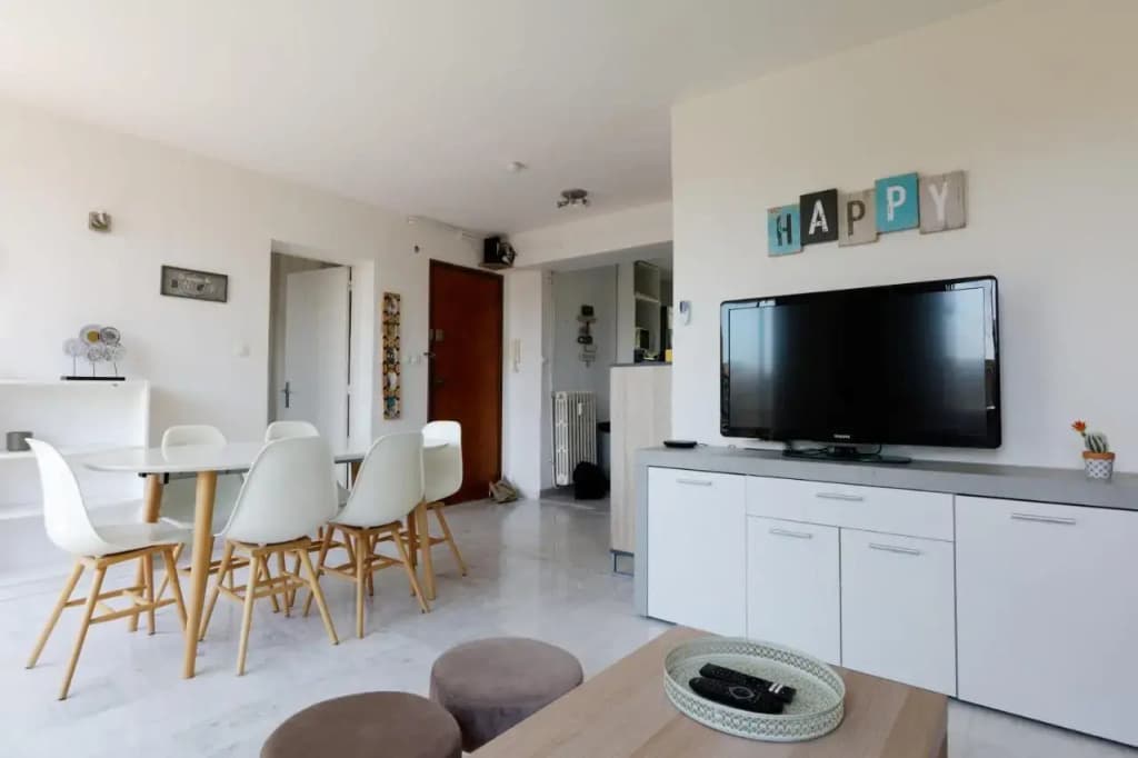 Le Smile - 3 Bedrooms - 8pers - Parking - Centre Gare - Photo 1