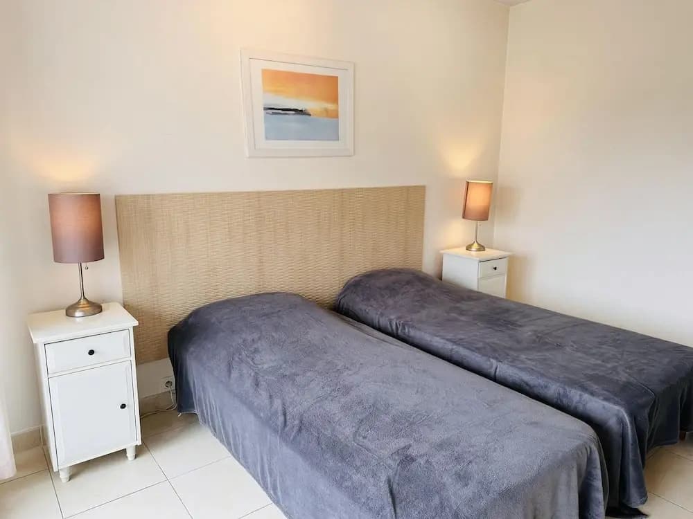 Two Bed Apt in the Center of Cannes - 2229 - Photo 1
