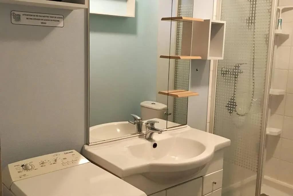 T2 meublé pour curistes, vacanciers et stagiaires - Photo 2