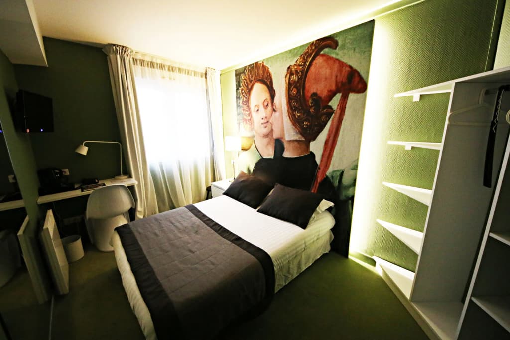 Hotel Cecyl Reims Centre - Photo 4