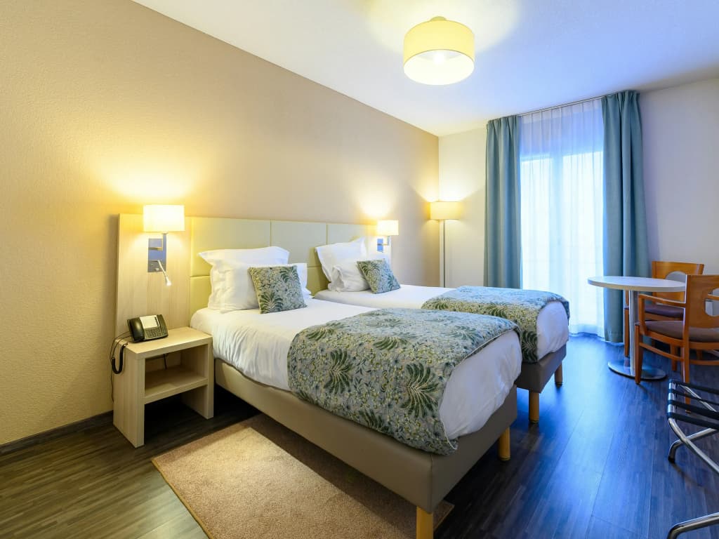 Residhome Neuilly Bords de Marne - Miniature 6