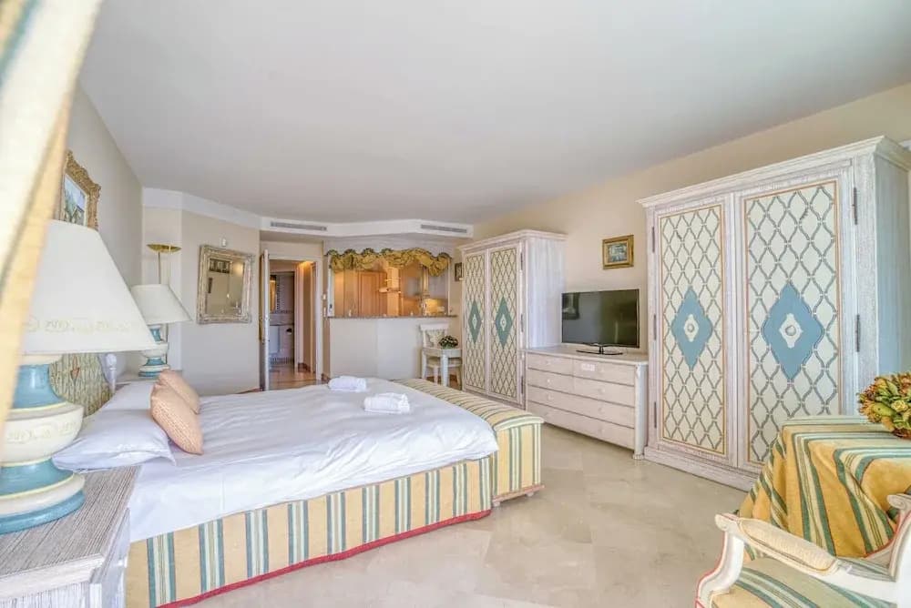Apartment 60sqm on the Croisette - Balcony With sea View - Photo 5