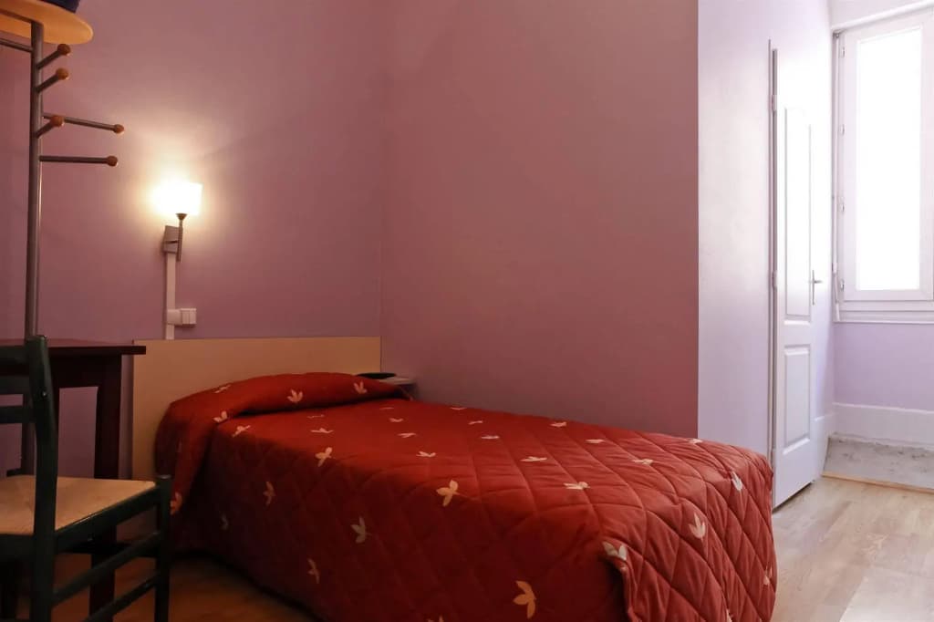 Hotel Kyriad - Photo 3