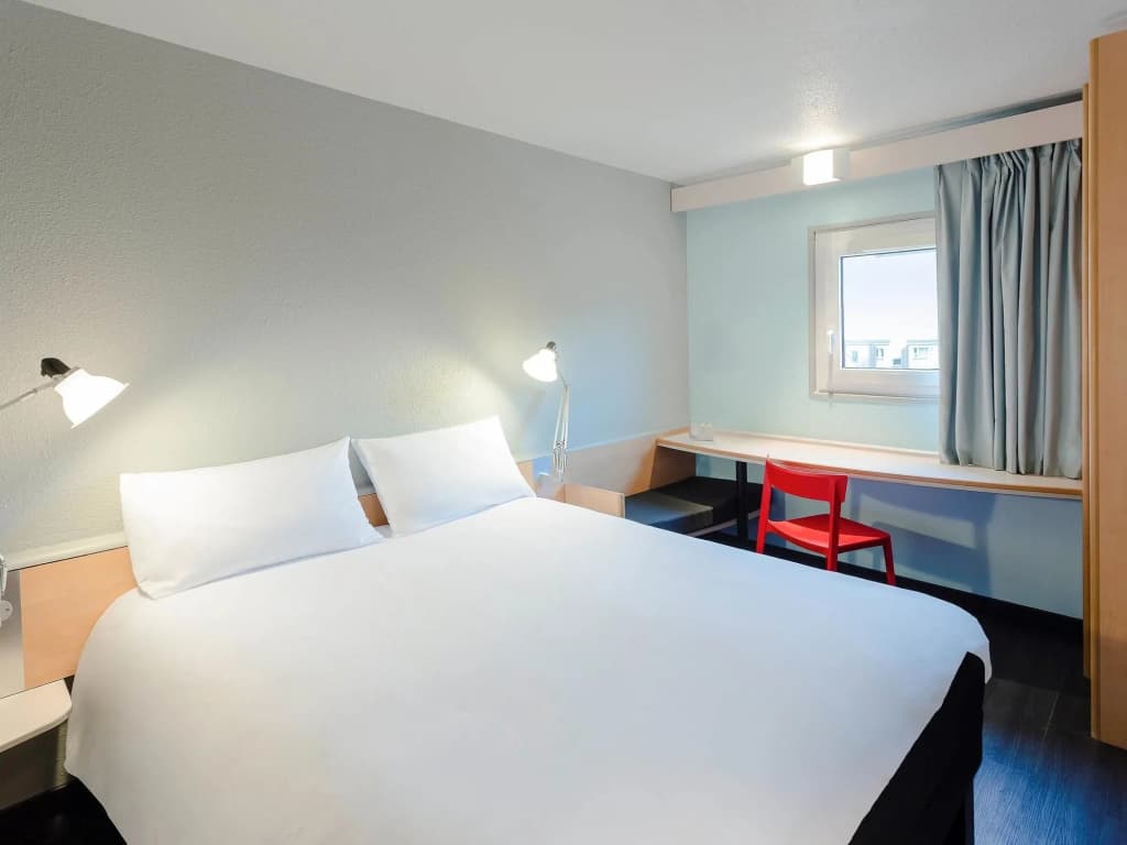 ibis Bourges - Miniature 6
