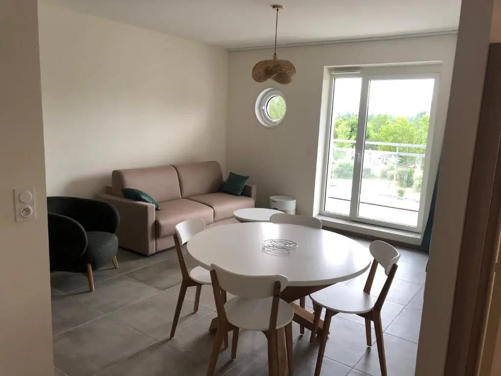 Shana Hotel & Residence - Miniature 7