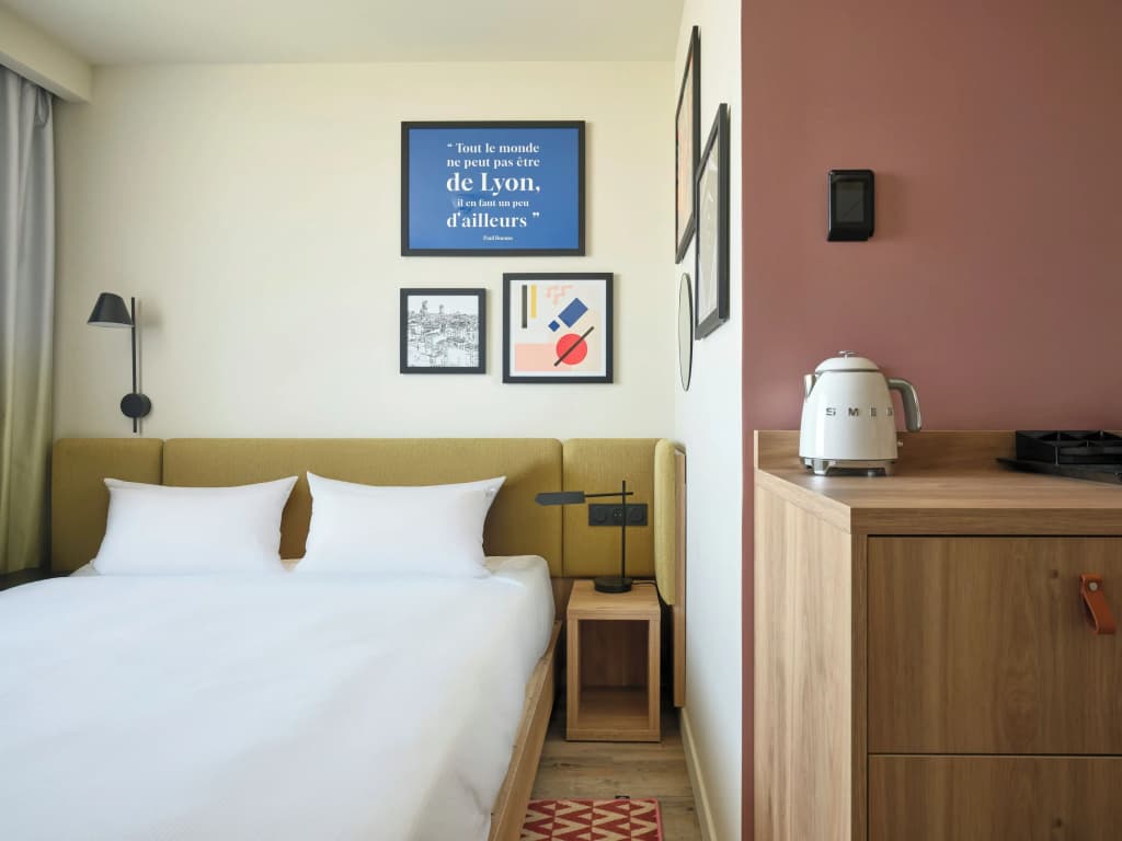 Hampton by Hilton Lyon Airport - Photo 3