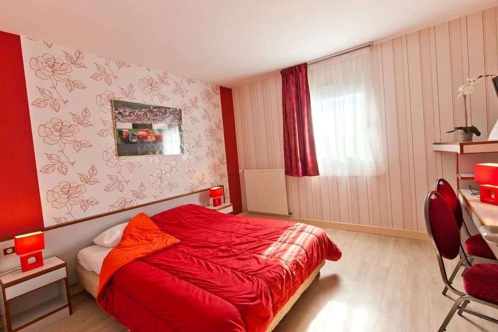 Citotel Du Circuit - Photo 3