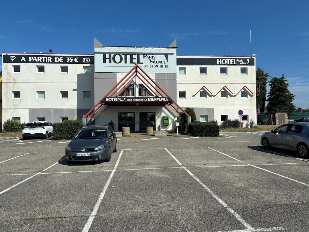 Hotel Paris Valence - Photo 1