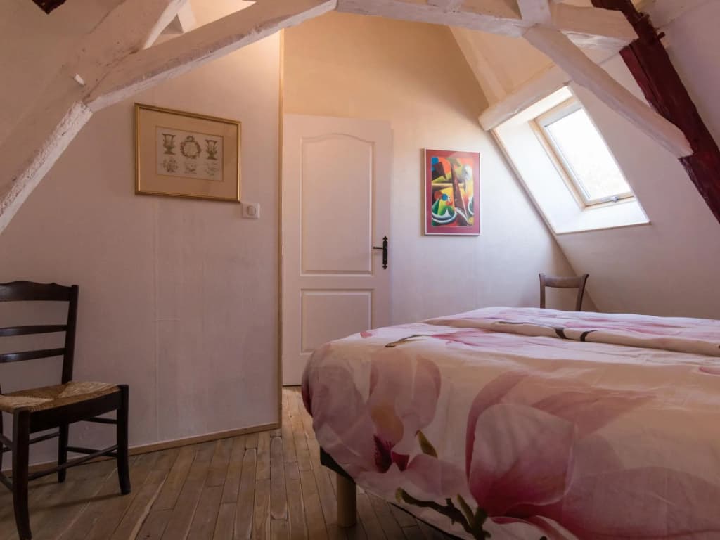 Lovely Cottage in Peyzac-le-moustier With Terrace - Photo 1
