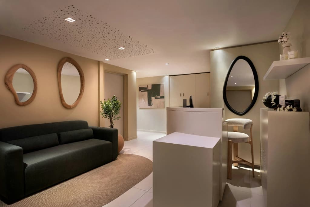 Renaissance Aix-en-Provence Hotel - Photo 2