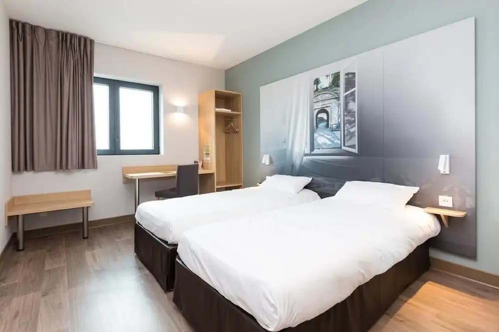 B&B HOTEL Longwy Porte du Luxembourg - Photo 4