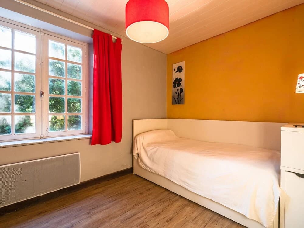 Cozy Holiday Home in Saint-Denis with Swimming Pool - Photo 5
