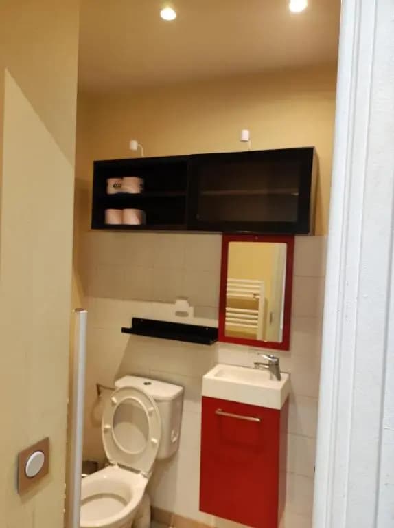 Guest house Drancy - Miniature 8