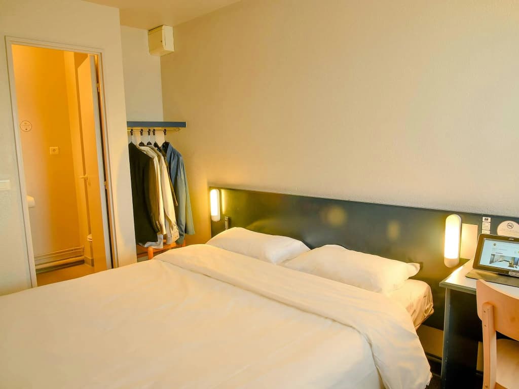 B&B HOTEL Lens Noyelles-Godault - Photo 4