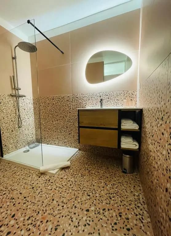 Superbe appartement T2 en plein centre d'Ajaccio, rue Fesch - Miniature 7