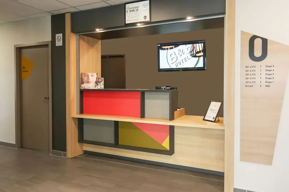 B&B Hotel Les Herbiers - Photo 2
