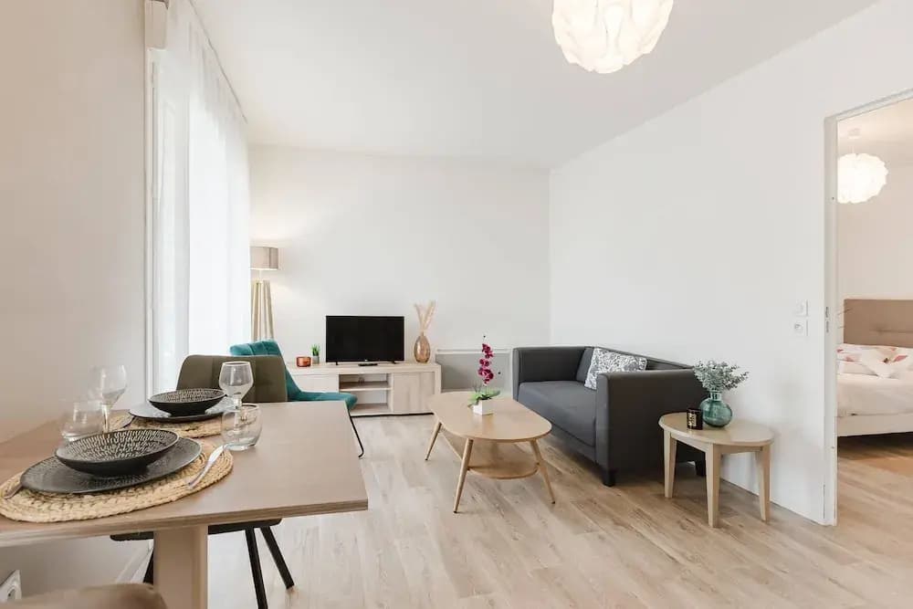Quality Aparthotel St-Berthevin Laval - Miniature 6
