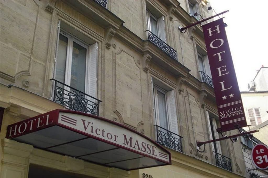 Hotel Victor Masse - Photo 1