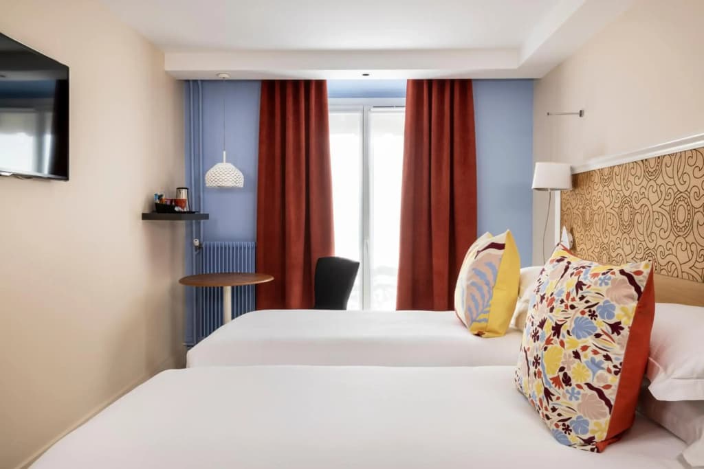 Hotel Elysees 8 - Miniature 7