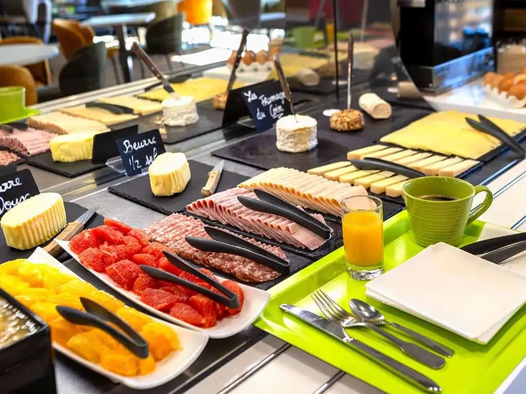 Ibis Styles Troyes Centre - Miniature 8